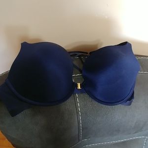 La Senza front close push up bra